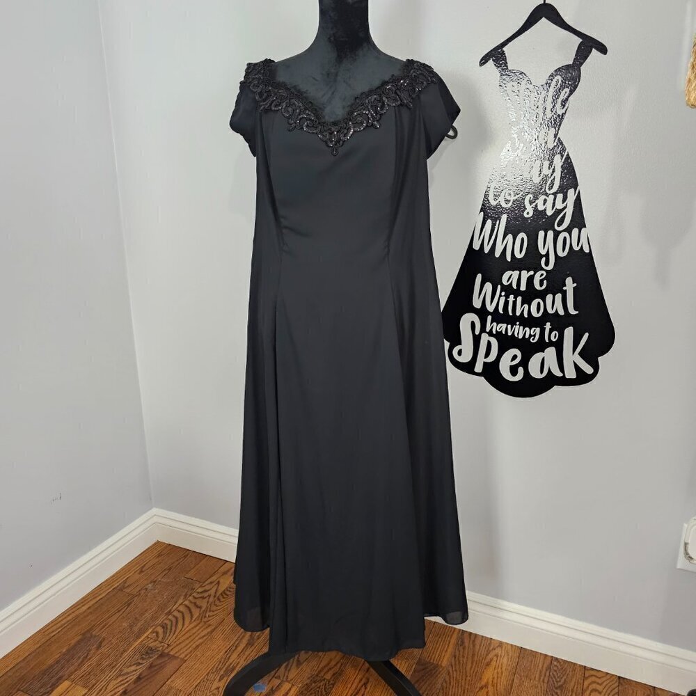 Jessica McClintock Gunne Sax Vintage V Neck Beaded Off Shoulder Black Maxi Dress